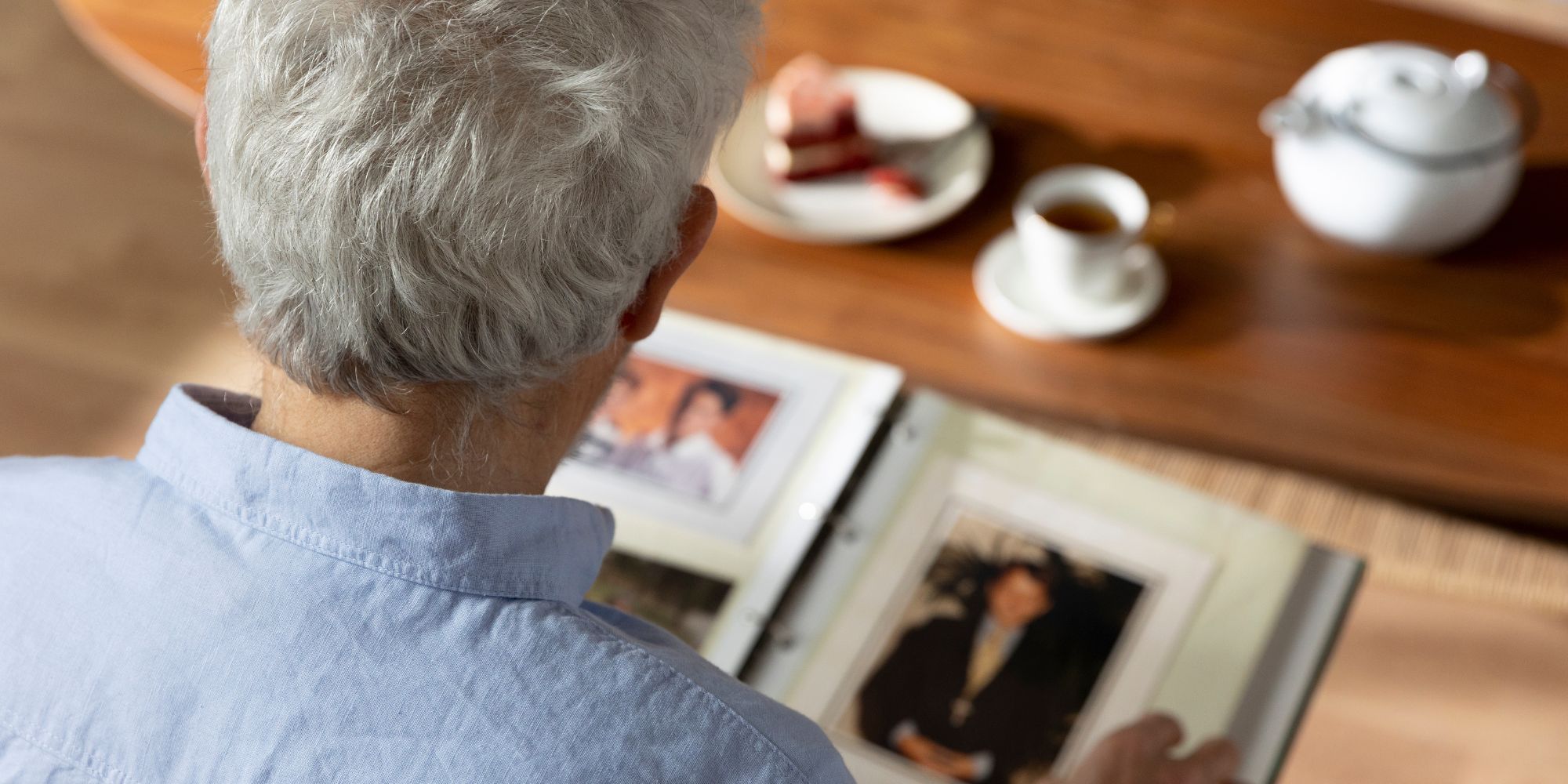 Recordando el pasado para mejorar el presente: Beneficios de la terapia de reminiscencia